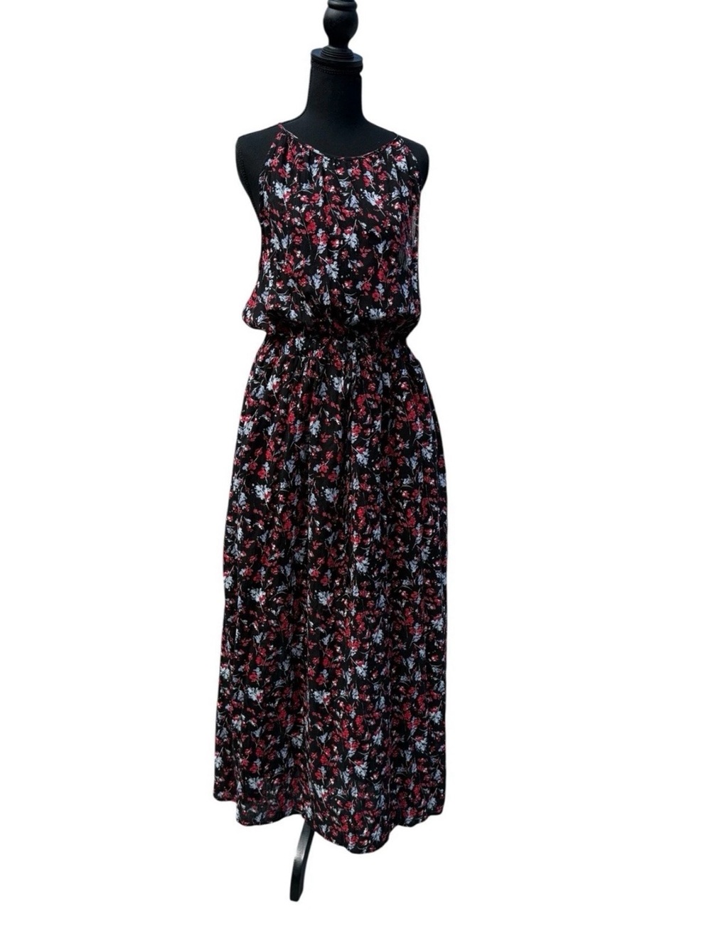 Universal Thread Black Maxi Dress with Red & White Floral Print - Picture 3 of 5